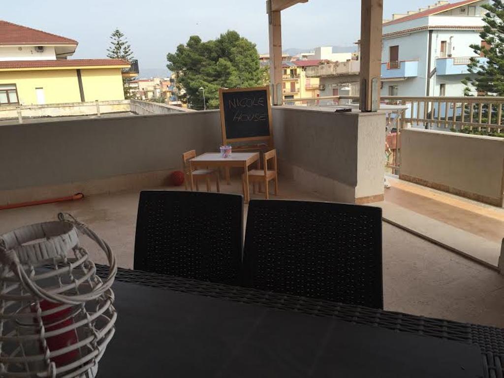 Casa Vacanze Nicole Balestrate Extérieur photo